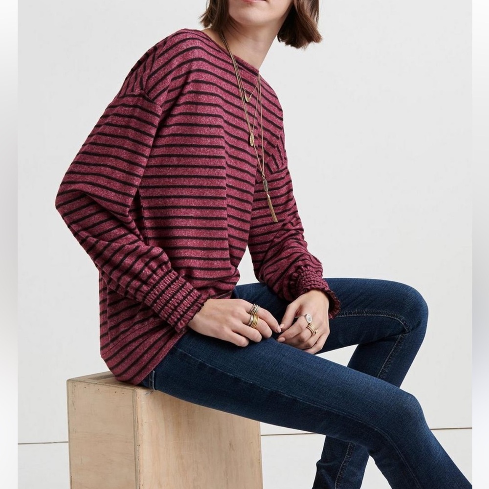Lucky Brand Striped Smocked-Cuff Cloud Top Burgundy & Black Size Large EUC